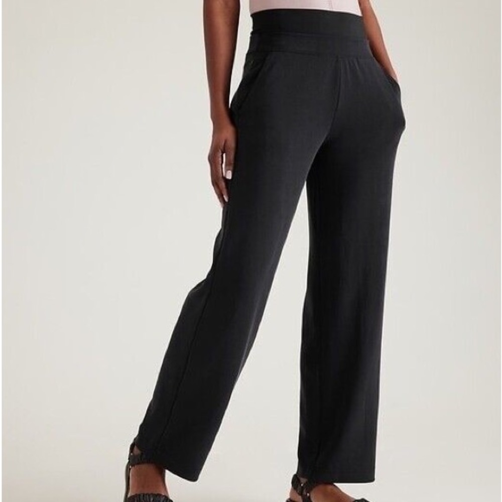 NWT Athleta Black Seasoft High Rise Pants
